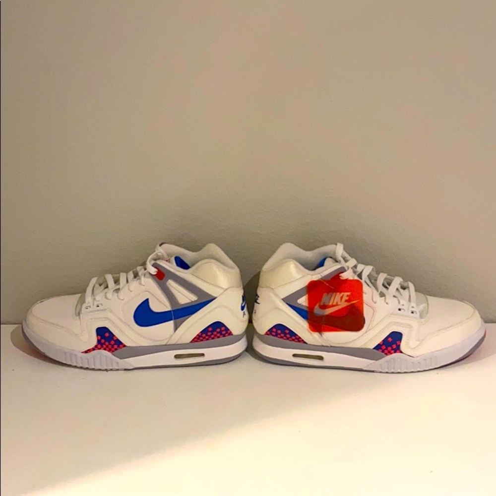 Nike Air Tech Challenge 2